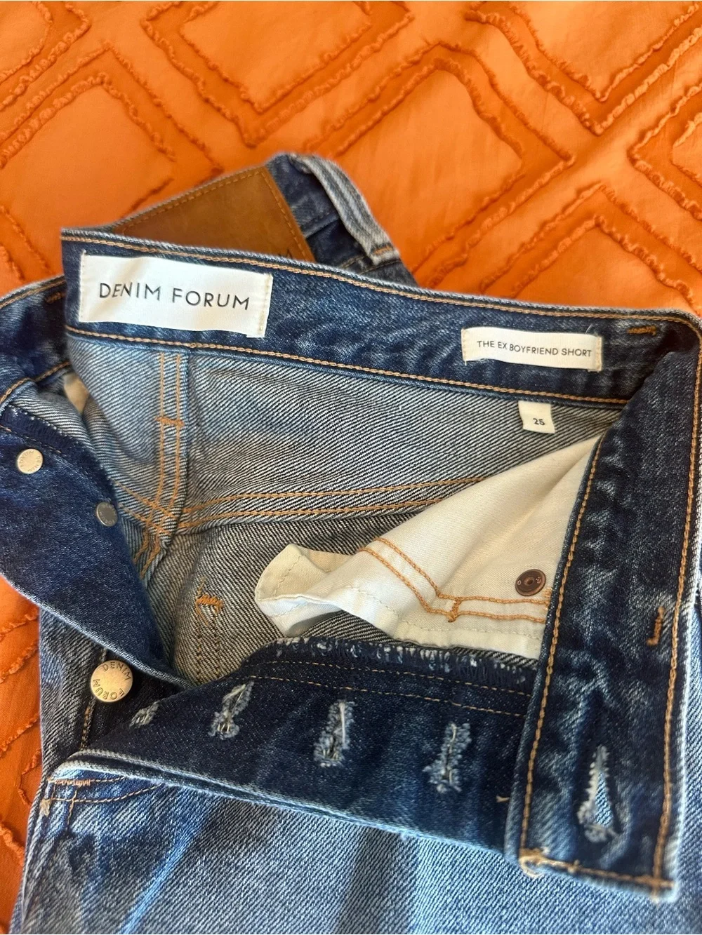 Denim Forum Ex Boyfriend Shorts - Picture 1 of 6